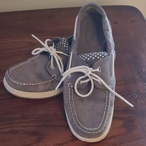 Sperry size 7